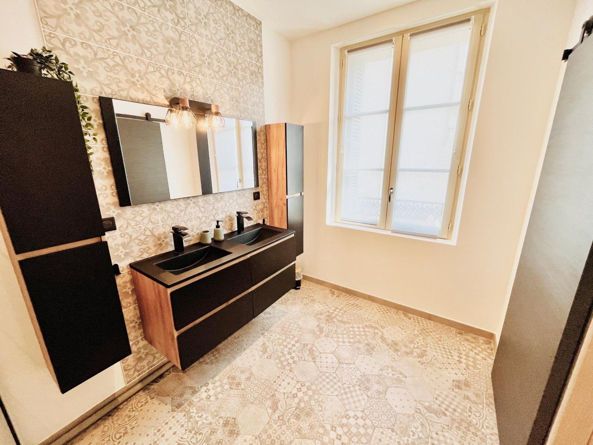 Le Big Duplex, Hypercentre, 4 Chambres, Spacieux Tours Luaran gambar