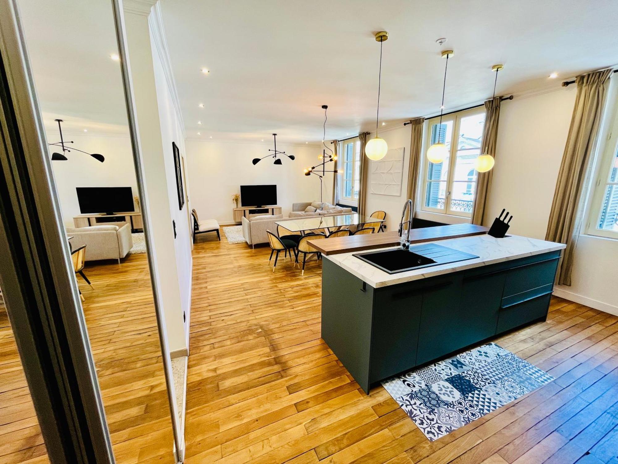 Le Big Duplex, Hypercentre, 4 Chambres, Spacieux Tours Luaran gambar