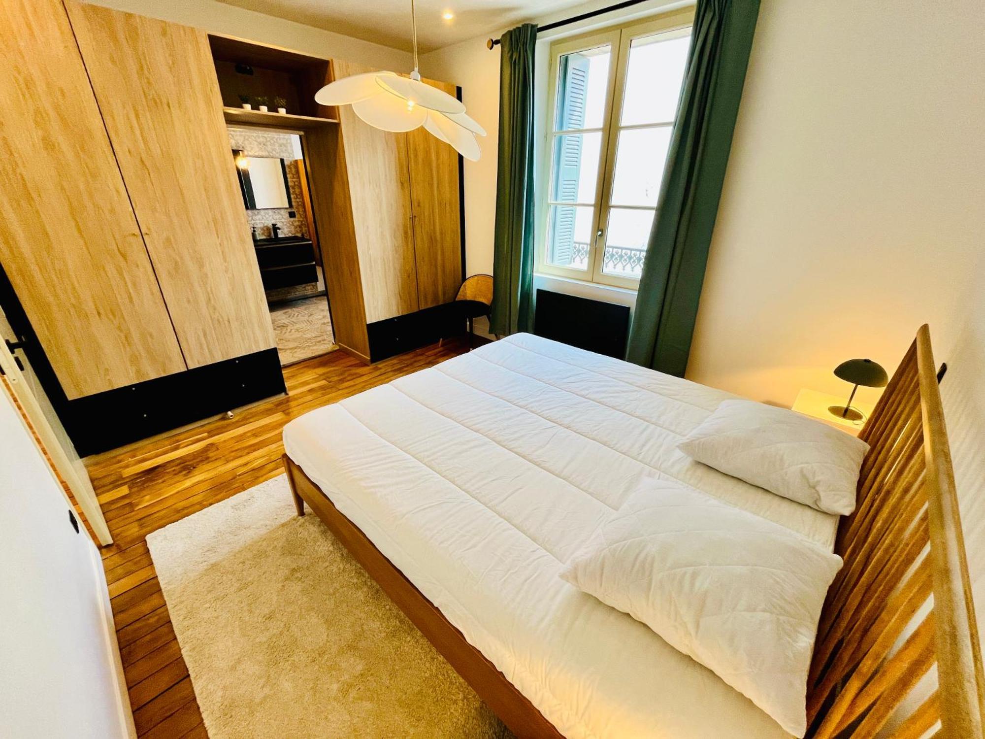 Le Big Duplex, Hypercentre, 4 Chambres, Spacieux Tours Luaran gambar