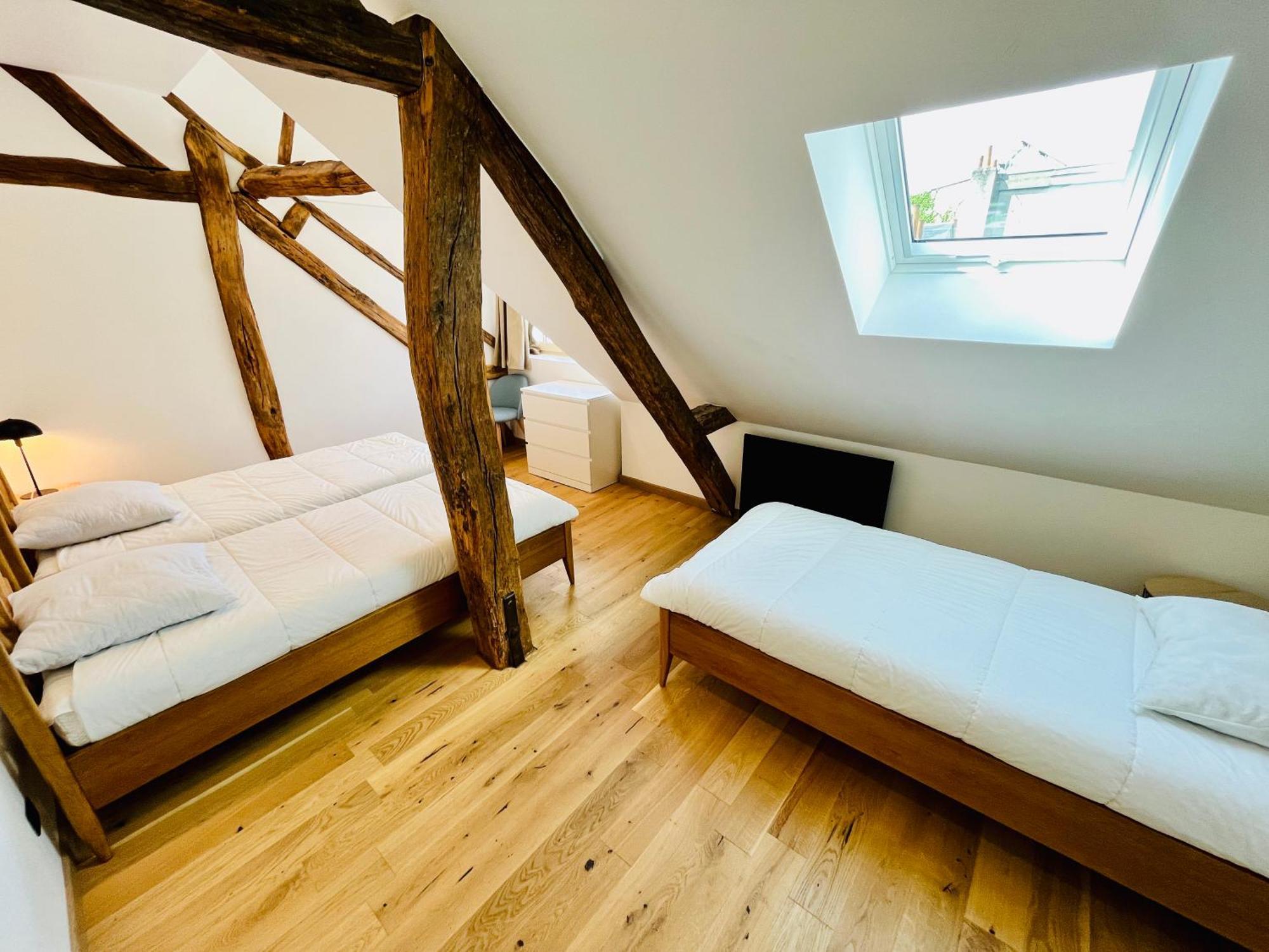 Le Big Duplex, Hypercentre, 4 Chambres, Spacieux Tours Luaran gambar
